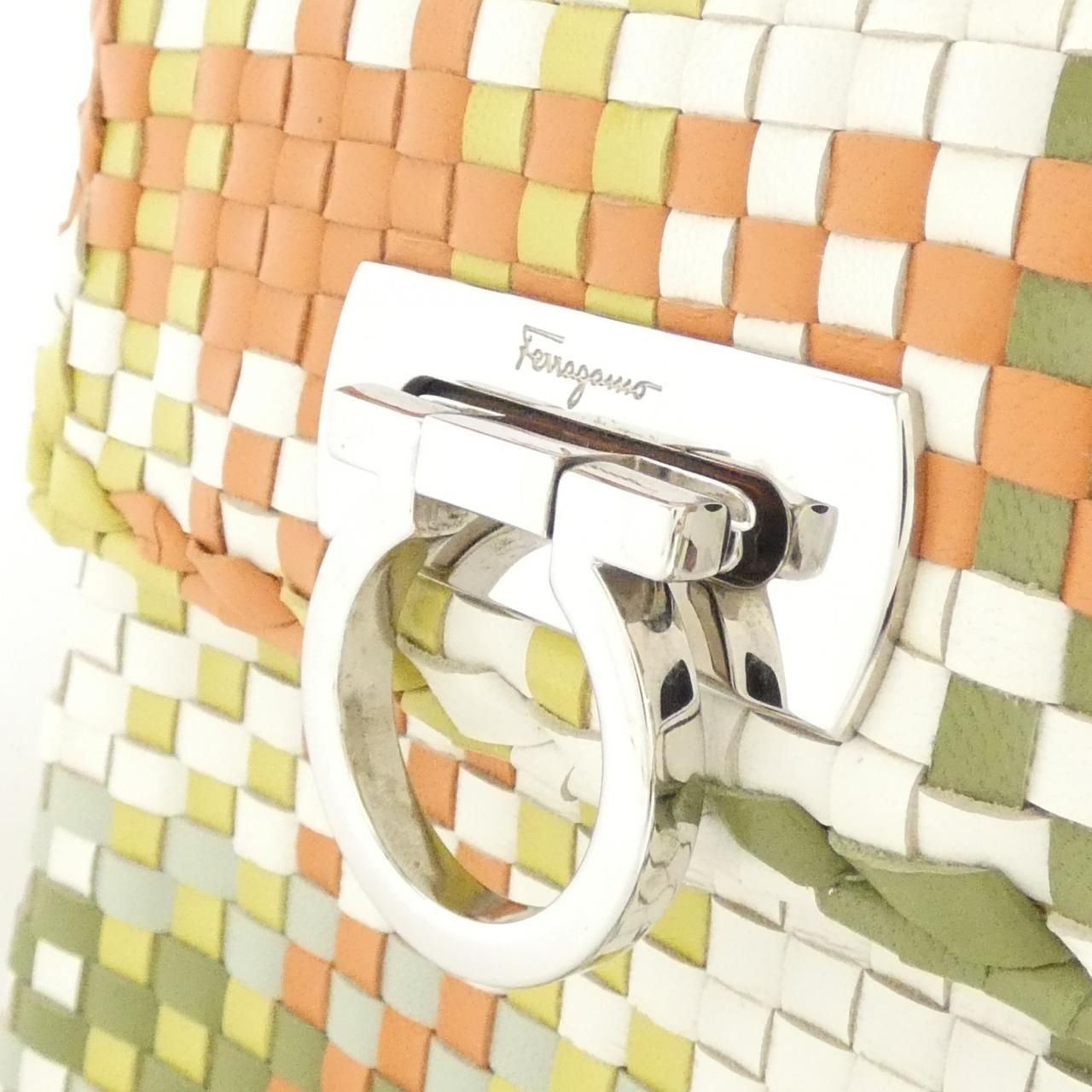 ヴィンテージ サルヴァトーレフェラガモ