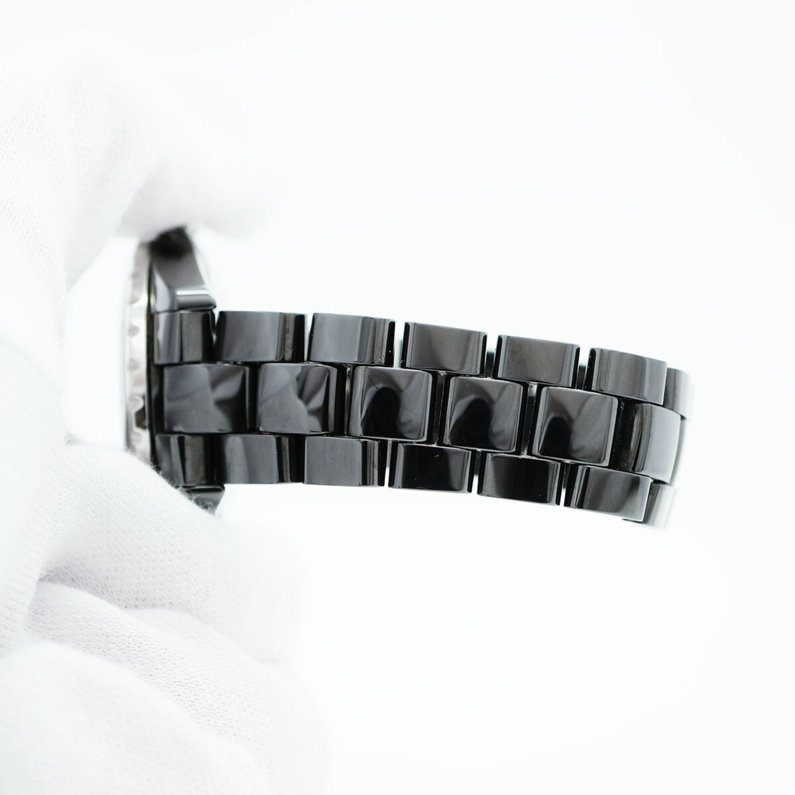 黒文字盤腕時計