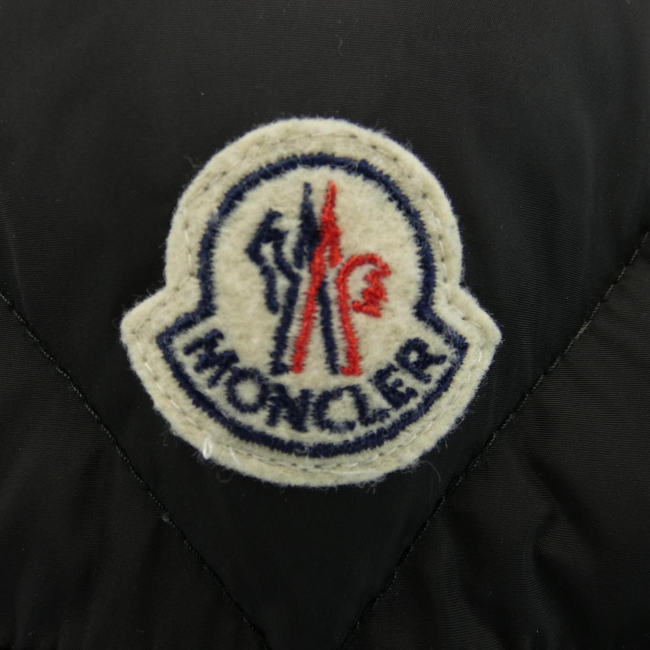 モンクレール MONCLER