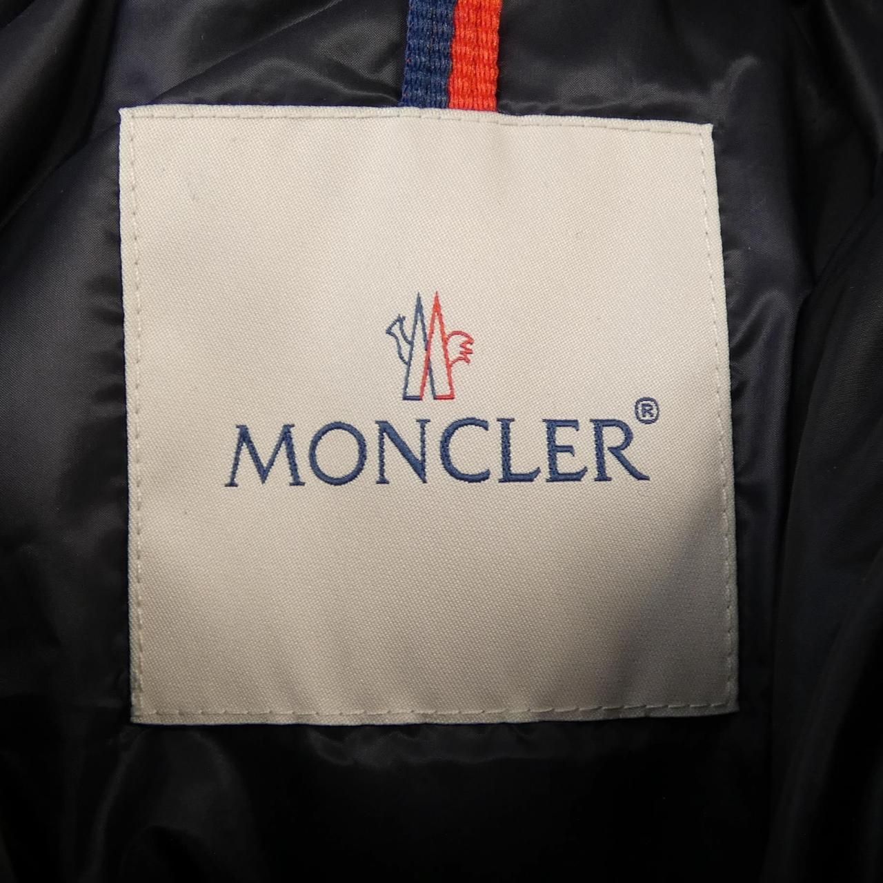 モンクレール MONCLER