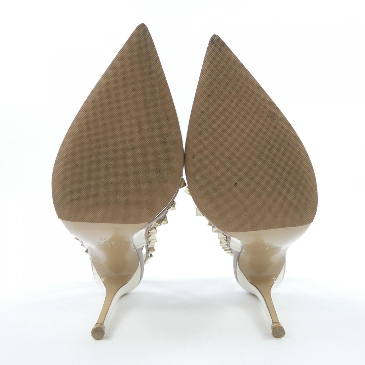 ヴァレンティノ パンプス