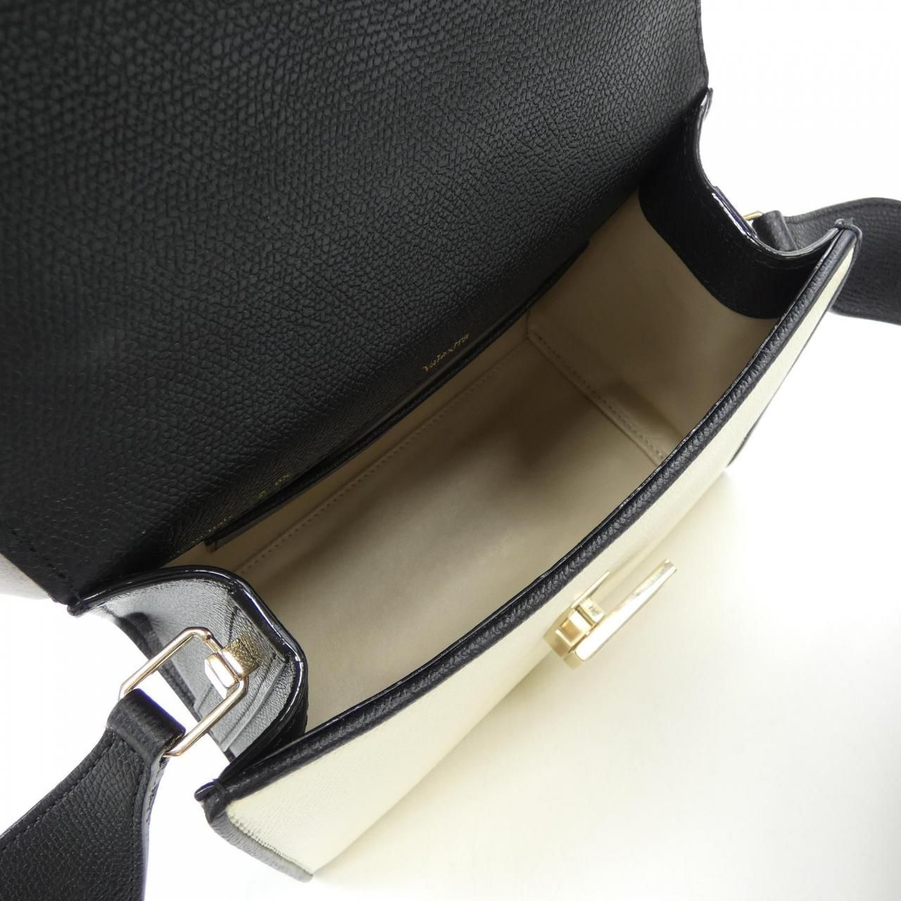 ヴァレクストラ イジィデ