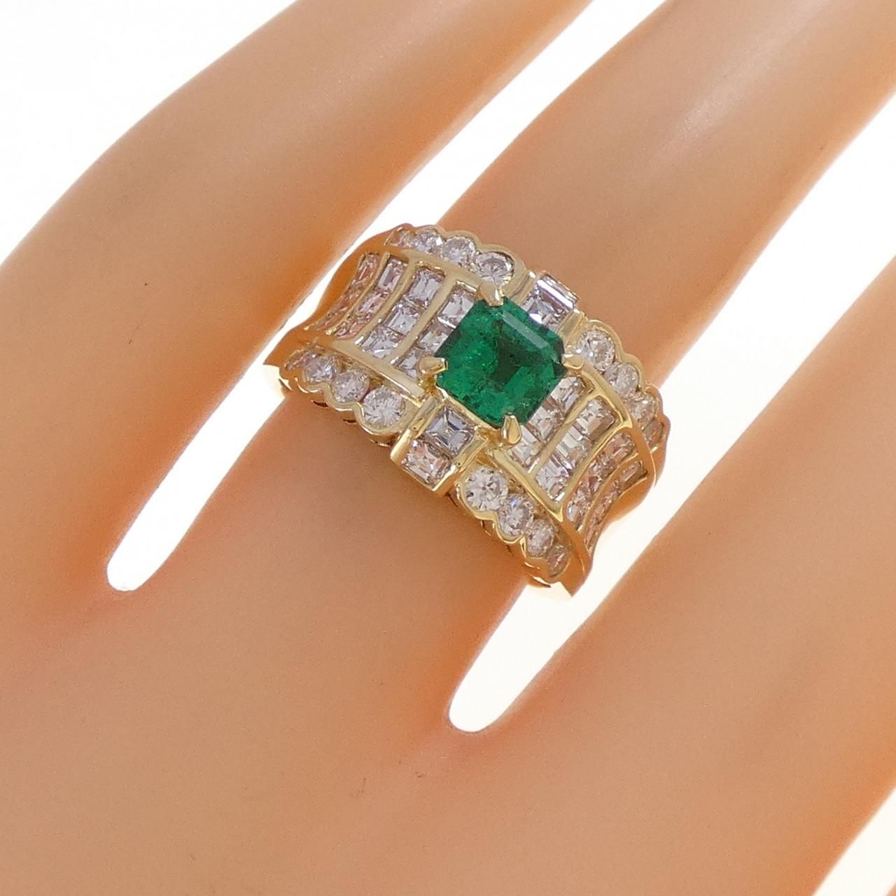  K 18 YG エメラルド リング 0.69 CT リング 指輪 アクセサリー