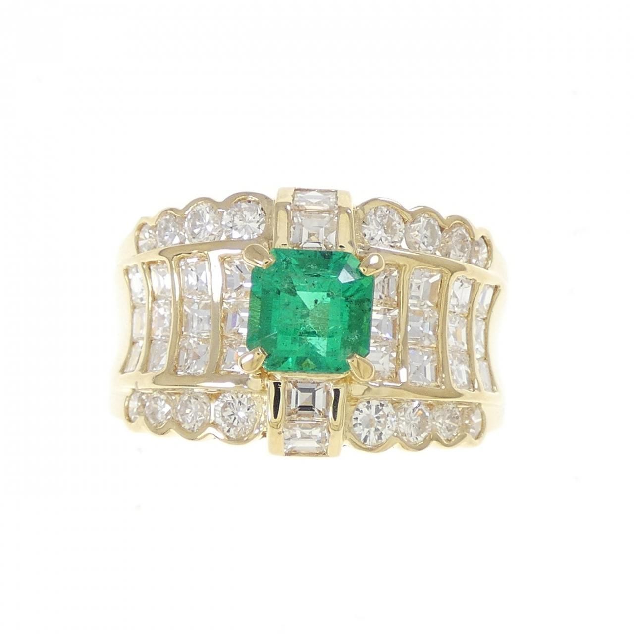 K 18 YG エメラルド リング 0.69 CT