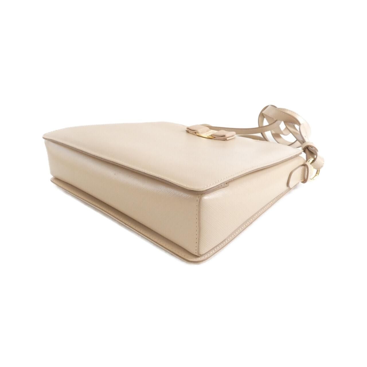  サルヴァトーレフェラガモ 21 E 298 バッグ ハンドバッグ バッグ