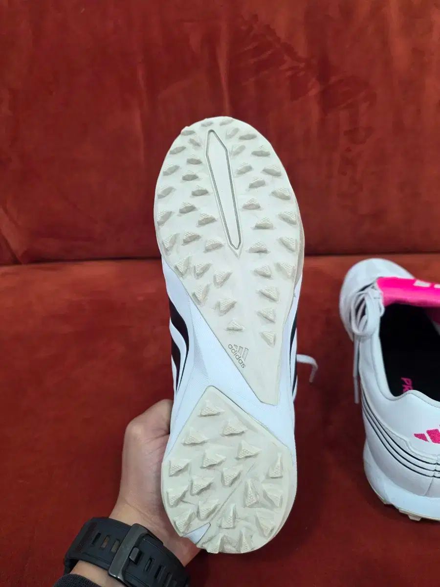 TF アディダスサッカーシューズ