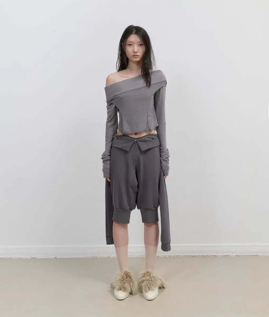 オホス カーブ カット レイヤード Tシャツ