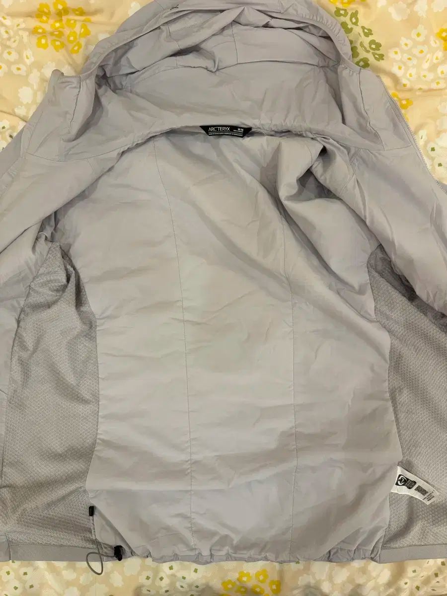 アークテリクス Atom SL フーディー ソリキュード ポップ OLIVEOS_COM_TR