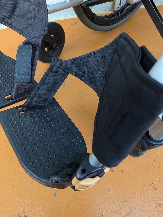 一部地域を除く 背もたれ クッション 自走式車椅子 ネクストコア NEXT-11B-40 KM-25-1110-01