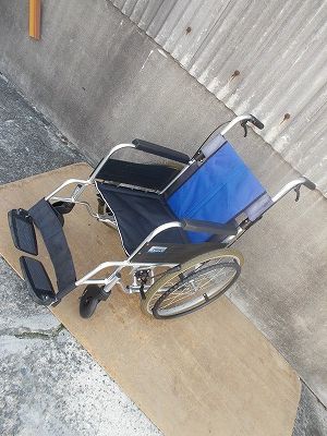 一部地域を除く ミキ ノーパンク標準自走式車椅子 BAL 1 背もたれ焼けあり TS 25 1110 04
