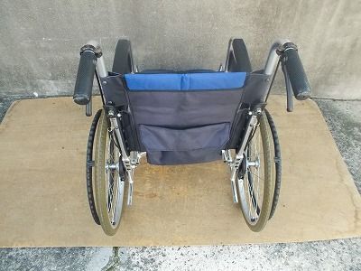 BAL1 背もたれ焼けあり