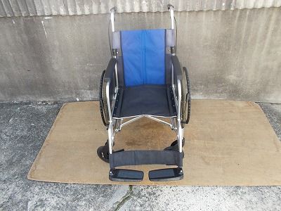 一部地域を除く ミキ ノーパンク標準自走式車椅子 BAL1 背もたれ焼けあり TS-25-1110-04