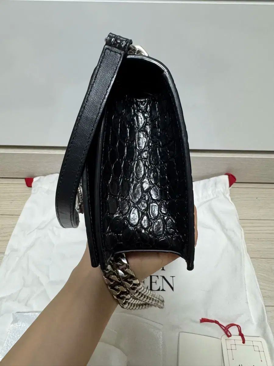 McQueen サッチェルバッグ