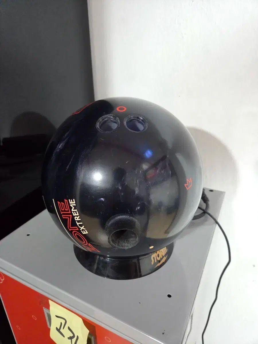 ジョーンエクストリーム 14パウンド ボーリング