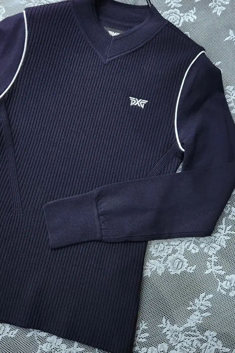 ハイネックゴージセーター S