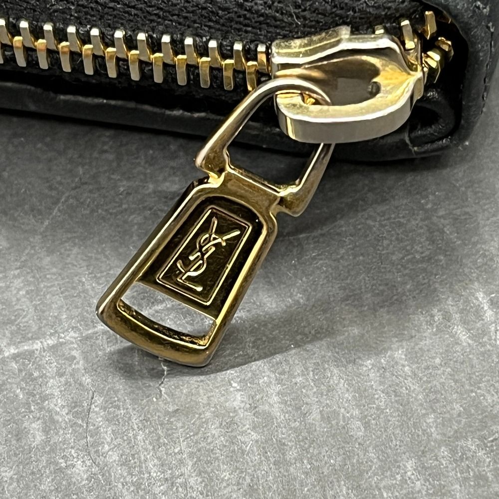 YSLサンローラン 二つ折り財布