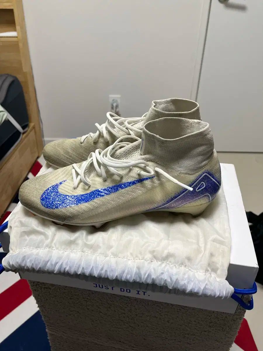 ナイキ マーキュリアル スーパーフライ 10 エリート FG 280 モデル サッカーシューズ