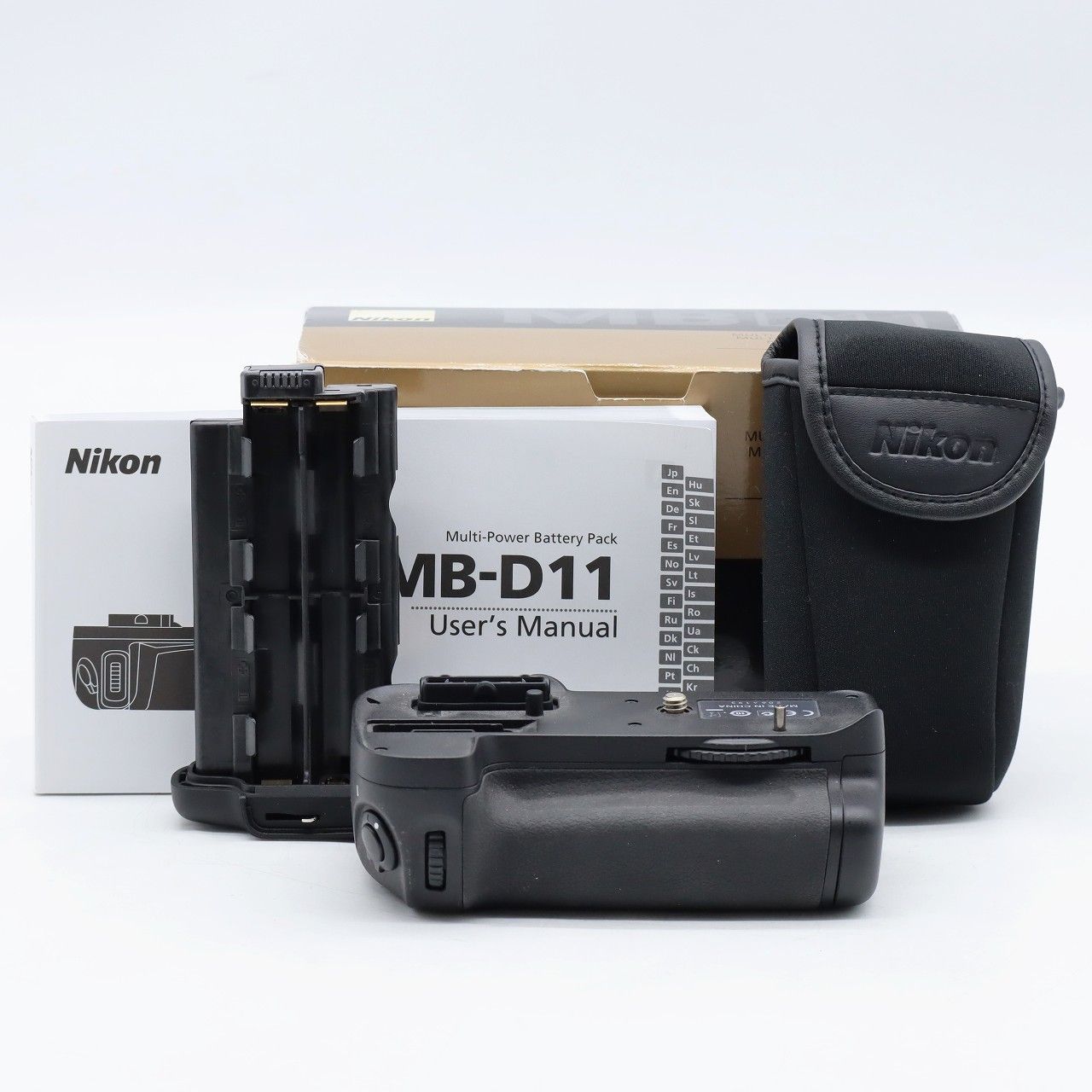 Nikon マルチパワーバッテリーパック MB-D11 D7000対応 縦位置グリップ シャッターボタン コマンドダイヤル搭載 単3電池対応 長時間撮影に最適