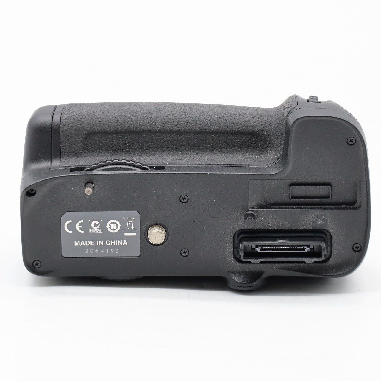 Nikon マルチパワーバッテリーパック MB-D11 D7000対応 縦位置グリップ シャッターボタン コマンドダイヤル搭載 単3電池対応 長時間撮影に最適 ANARI_COM_TR