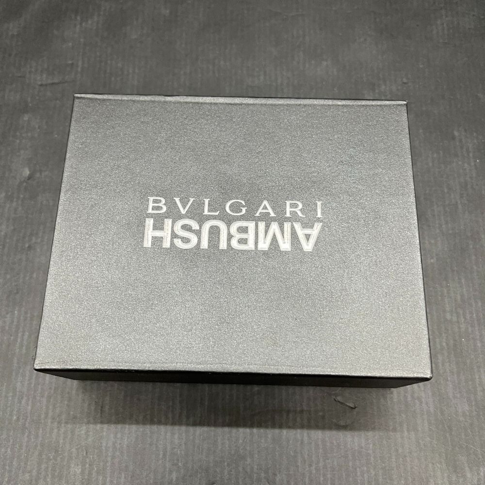 三つ折り財布 ブラック