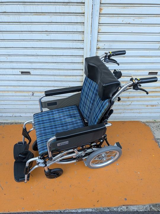 一部地域を除く ワケアリ 介助式リクライニング車椅子 ティルト スキット7 SKT 7 KM 25 1110 08