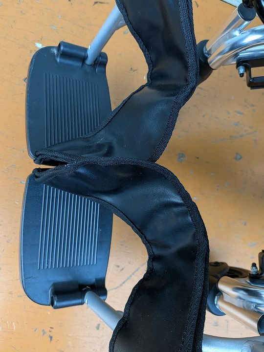 一部地域を除く ワケアリ 介助式リクライニング車椅子 ティルト スキット7 SKT-7 KM-25-1110-08