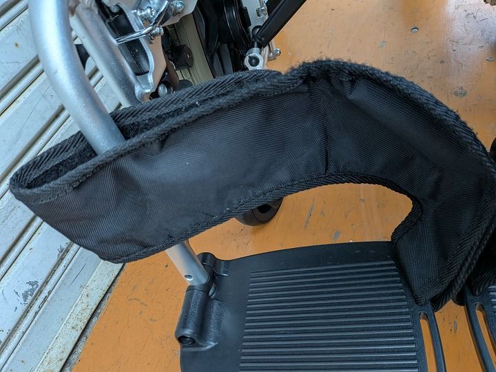 一部地域を除く レッグサポート ミキ 介助用 車椅子 SKT-6 6輪 KM-25-1110-09