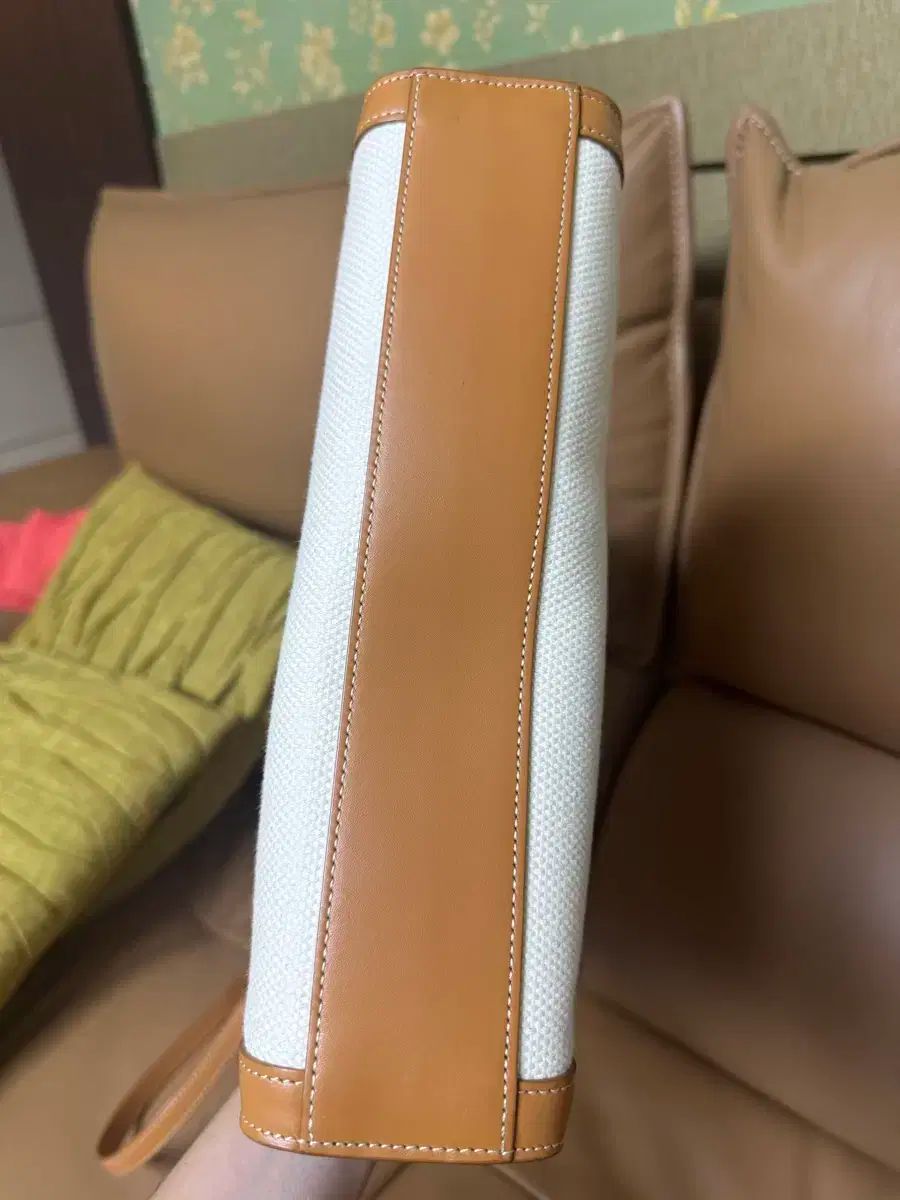 品質が完璧、値段が激安！ Celine セリーヌ カバストートバッグ 廃盤品