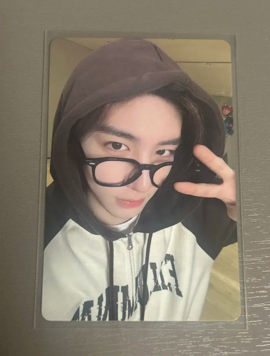 BOYNEXTDOOR イハン LEEHAN YIZHIYU 一直娱 ラキドロ トレカ