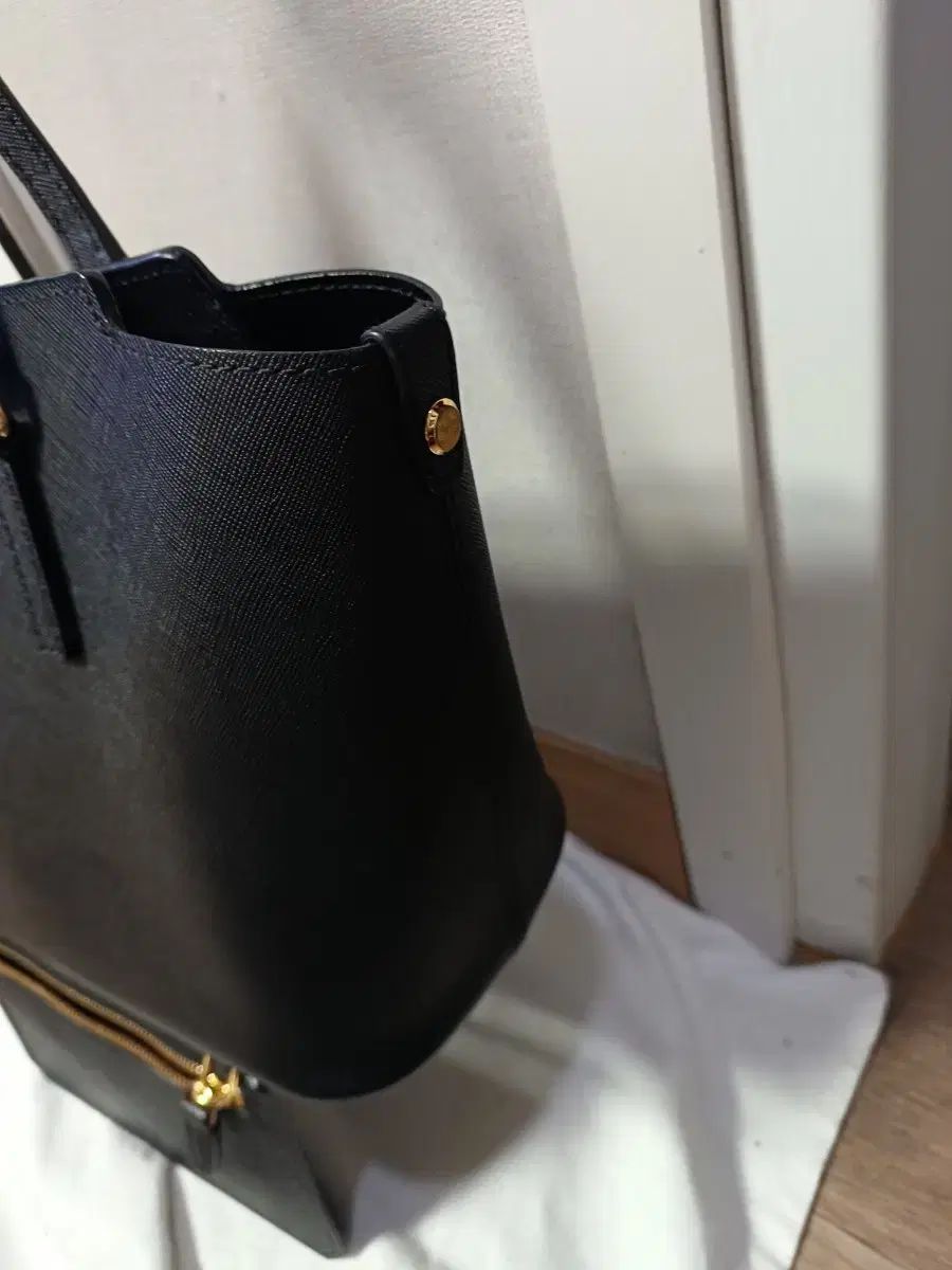 MCM エム シー エム 状態良し