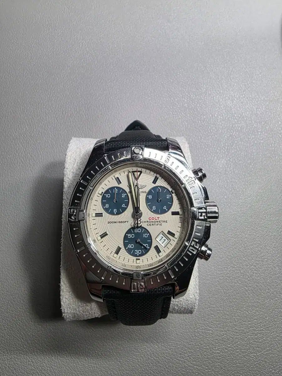 BREITLING ブライトリング コルト クロノ クオーツ 41mm