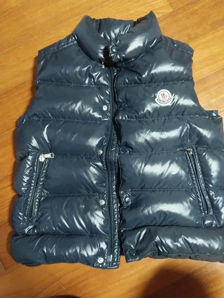 定番人気，SALE (百貨店購入)モンクレール ダウンベスト 10a 140 tib その他