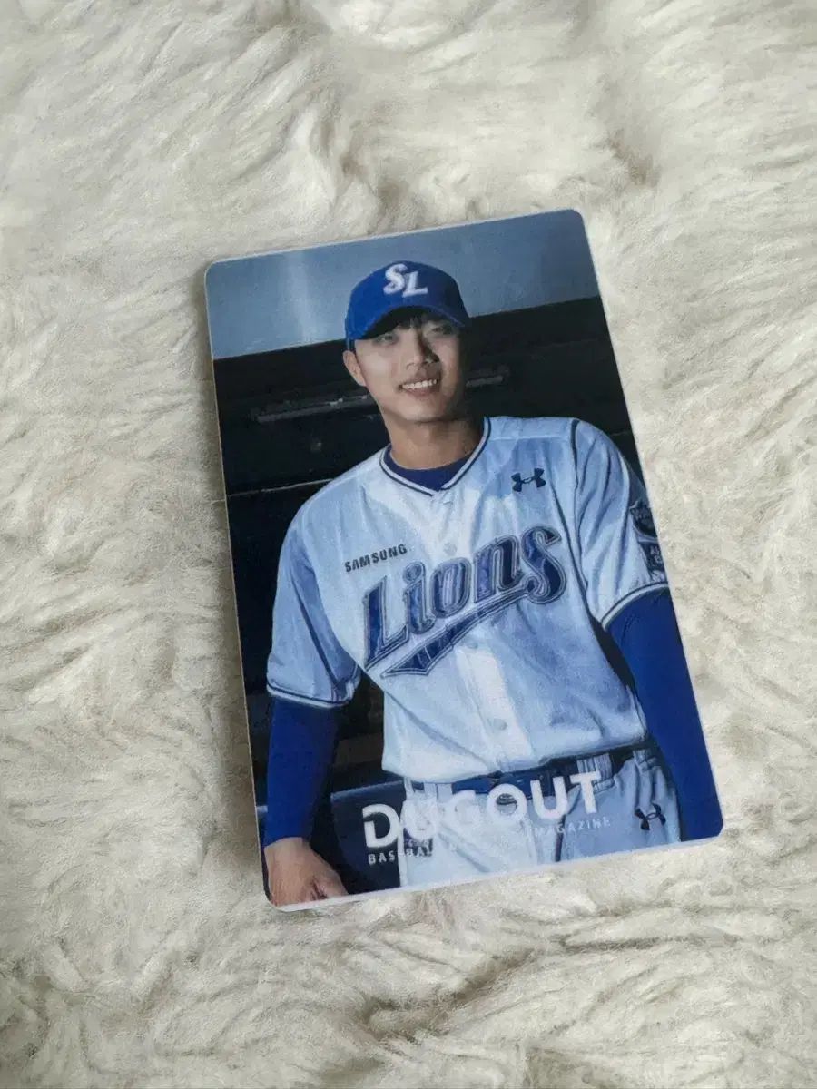 【新作，お得】 DUGOUT (韓国雑誌) MAGAZINE サムスン・ライオンズ ヒョンジェ(HYUNJAE・イジェヒョン) kboショップ バージョン 記念グッズ