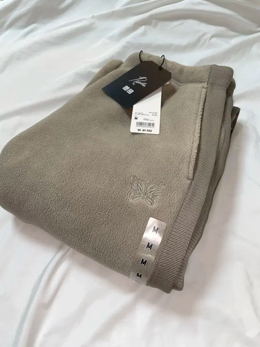 ユニクロxニードルズ フリースパンツ ベージュ M