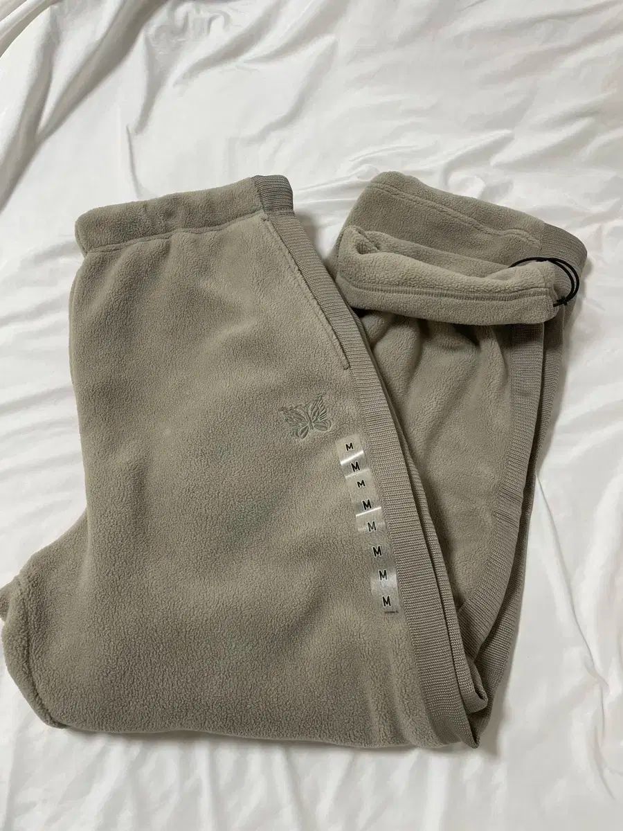 ユニクロxニードルズ フリースパンツ ベージュ M