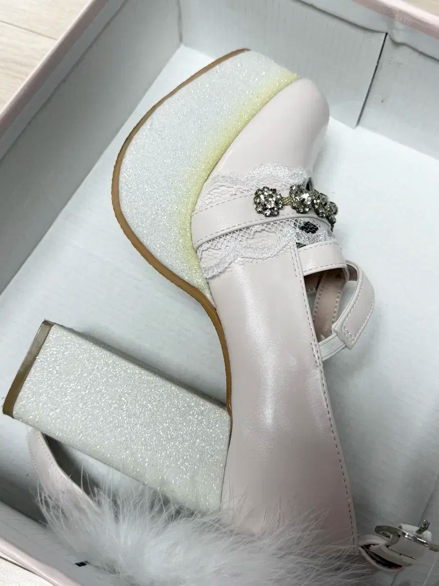 アンクルージュ ピンク リボン ファー 厚底 靴 量産型 地雷系 ロリータ