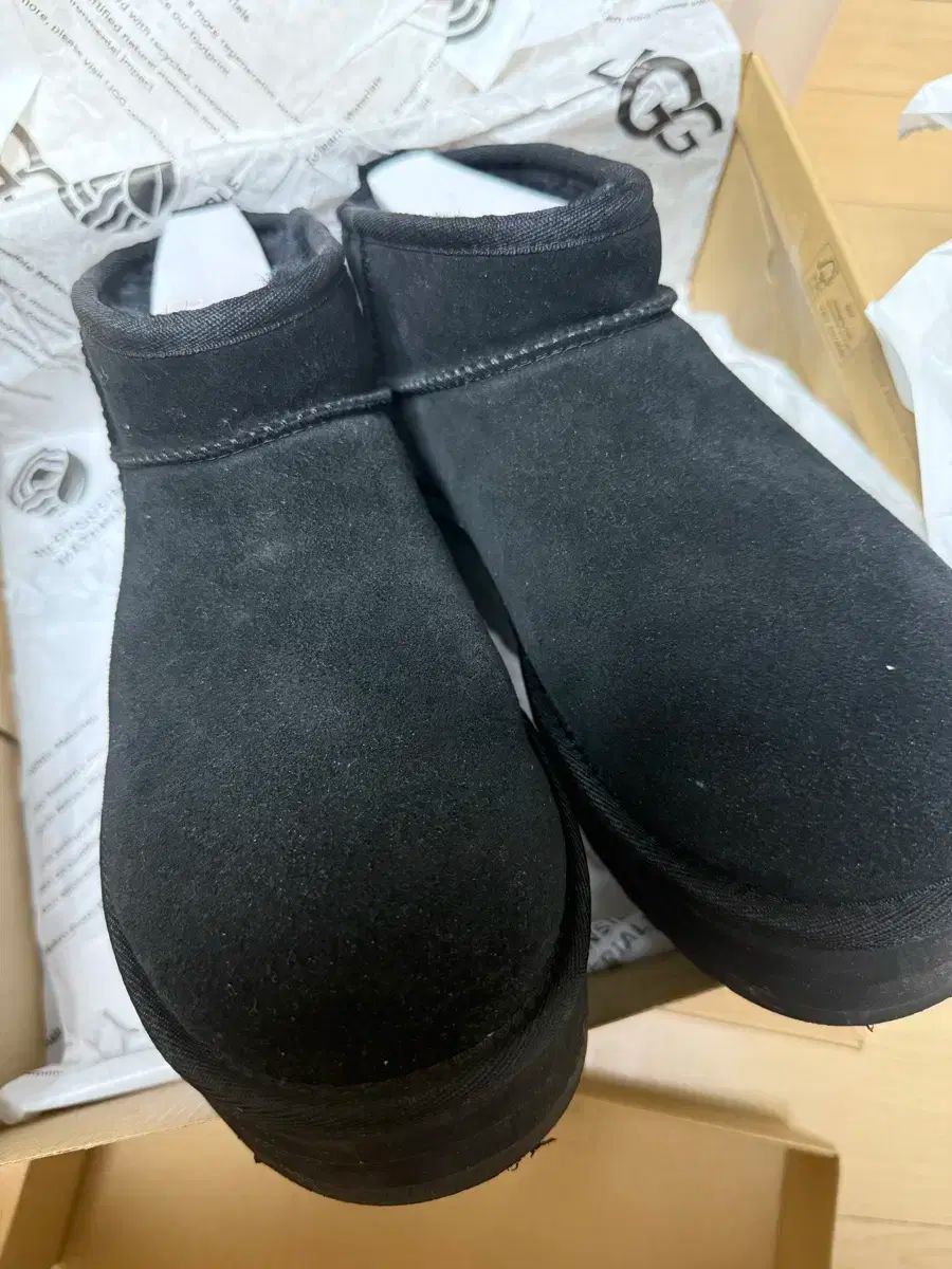 アグ ウルトラ ミニ プラットフォーム ブラック 250