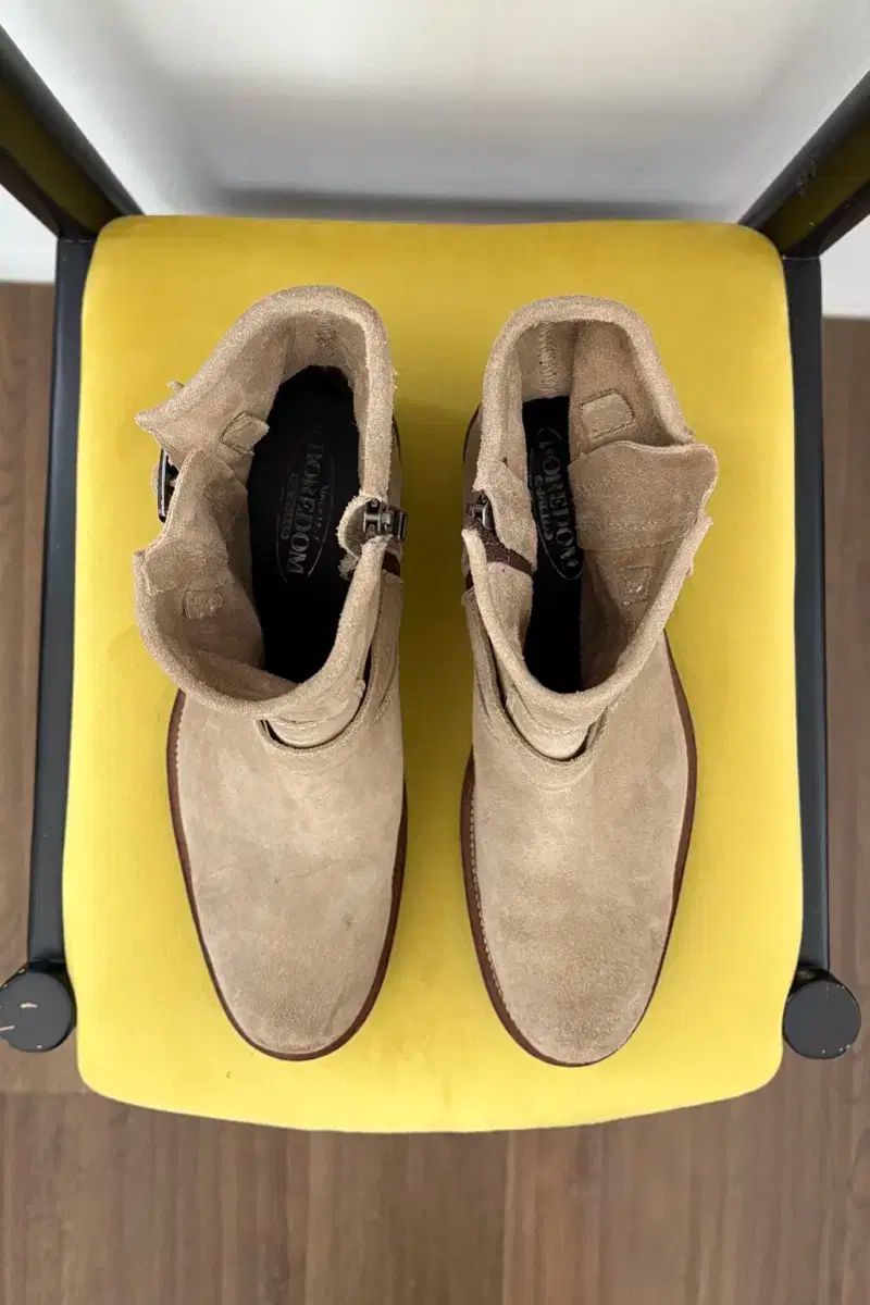 サイドバックルディテールブーツ