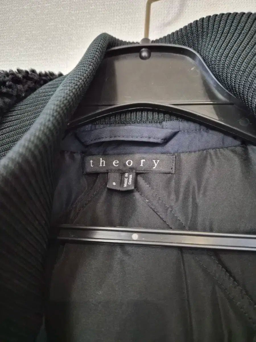 セオリー ネイビー ブラック フード ロング ダウン コート 100