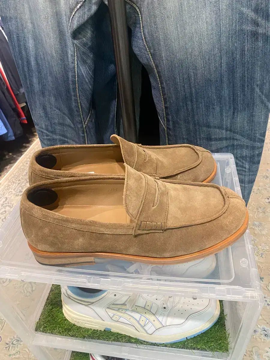 JOSEPHT 송아지 スウェード ローファー