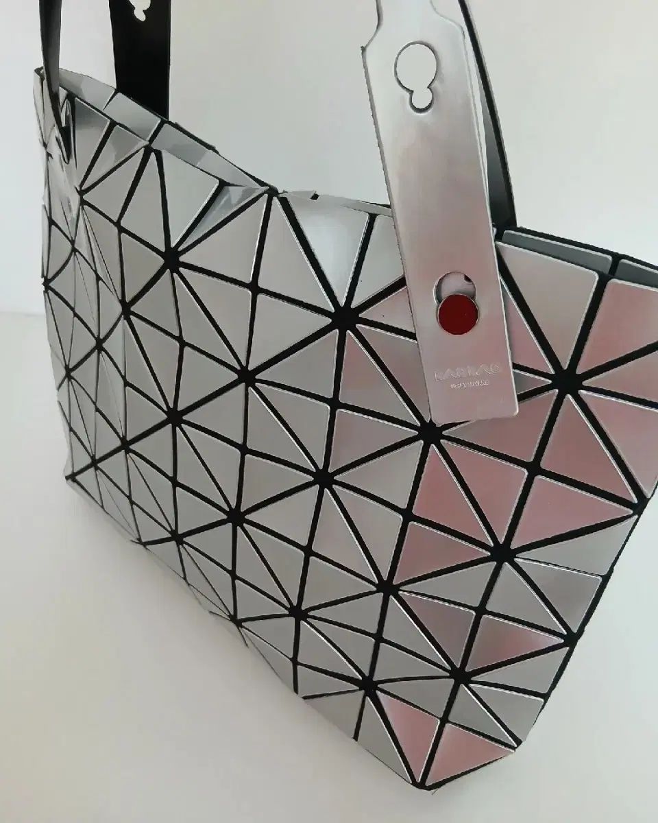 バオバオイッセイミヤケ