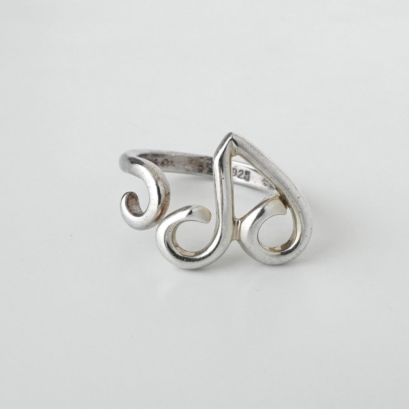 ティファニー　牡羊　リング　11.5号 ティファニー 牡羊 リング 11.5号 Tiffany & Co. シルバーリング 925