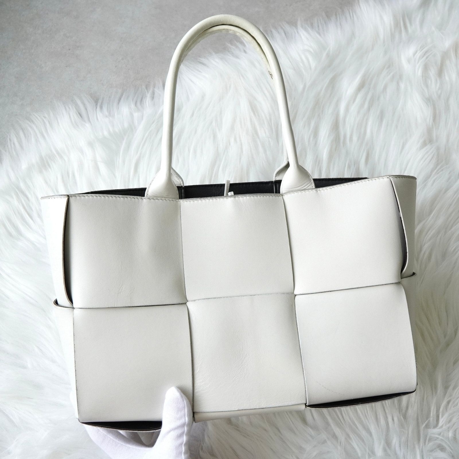 ボッテガ ヴェネタ アルコ トート マキシイントレチャート トート