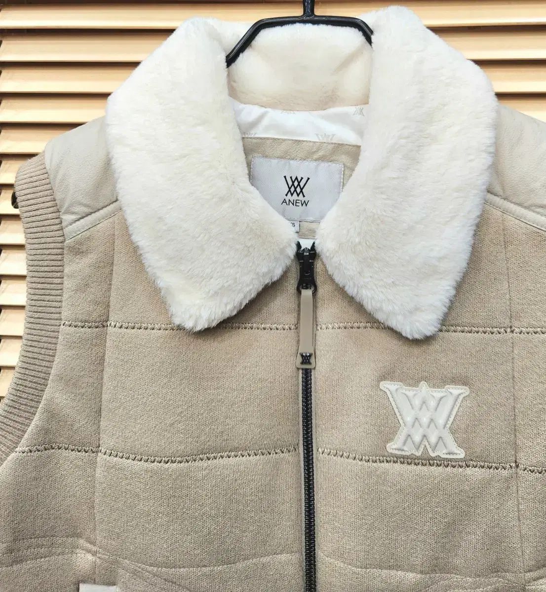 アニュー ファー付き ダウンベスト