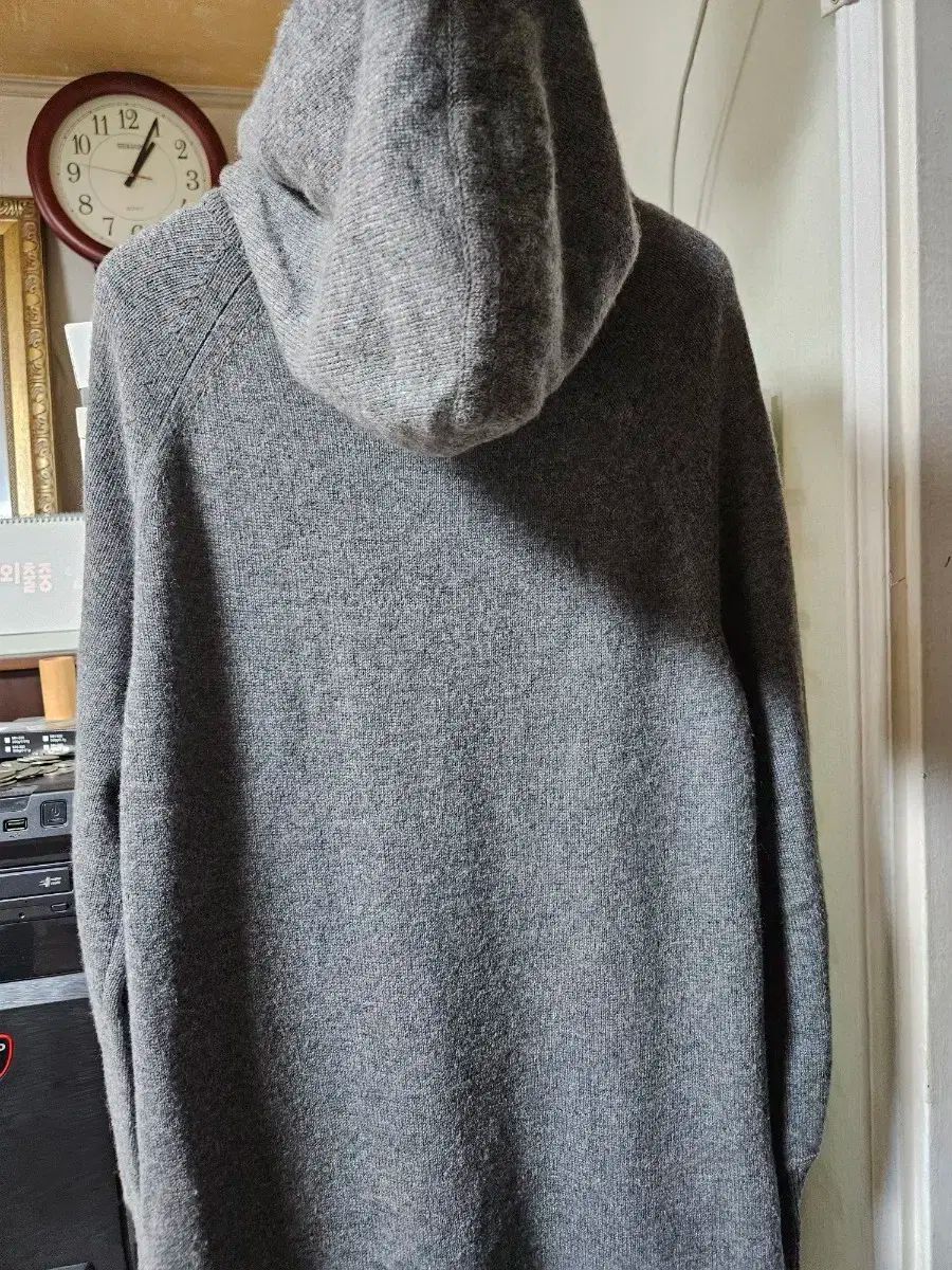  アッテヴァネッサ ブリューノ ロング フーディー ONE PIECE 長袖 七分袖 その他