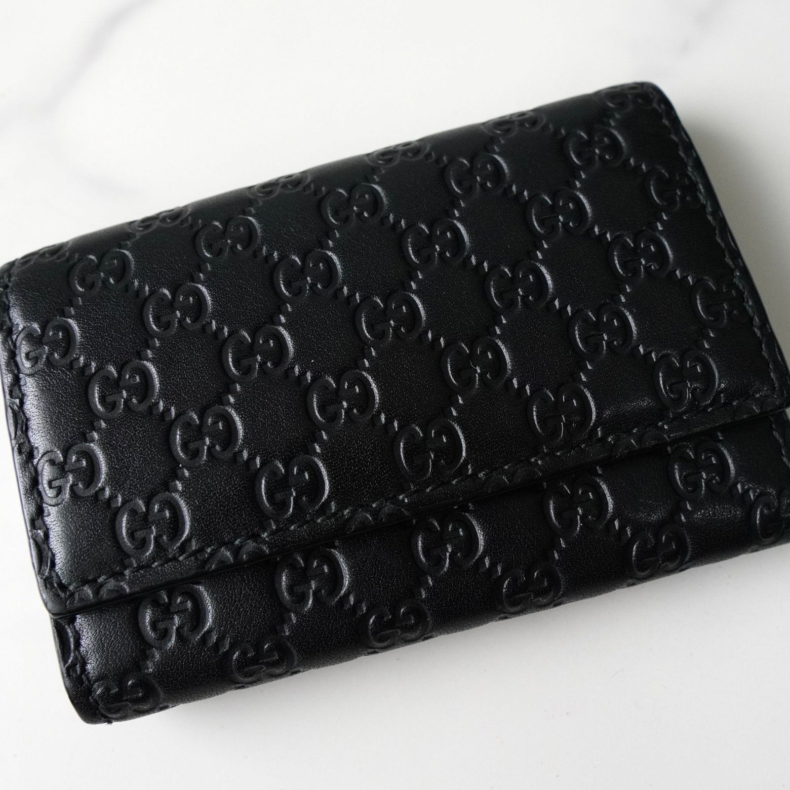 グッチ マイクログッチシマ キーケース 6連 レザー ブラック - メルカリ