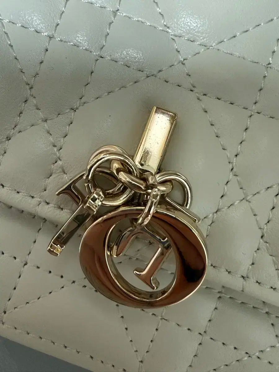 ディオール レディディオール バッグ 白 フルセット