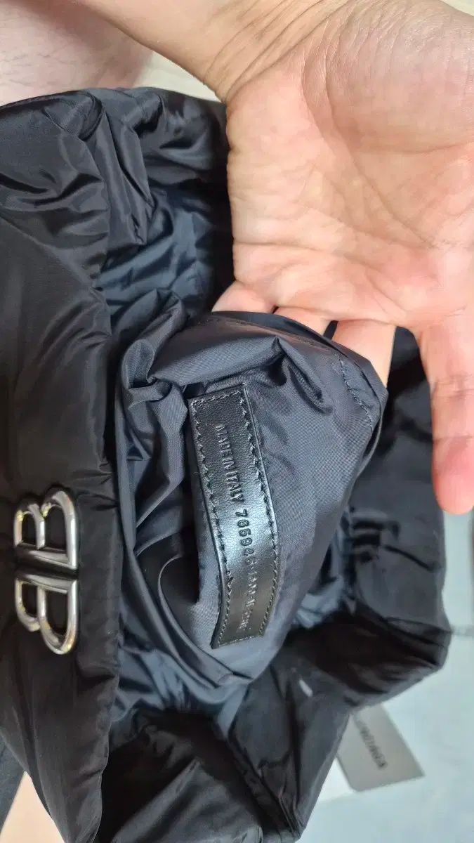  バレンシアガ モナコバッグ ナイロン Mサイズ ショルダーバッグ ショルダーバッグ