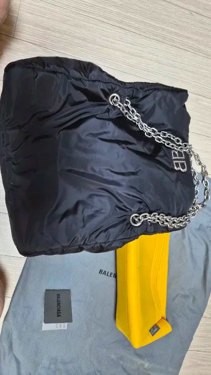 ナイロン Mサイズ