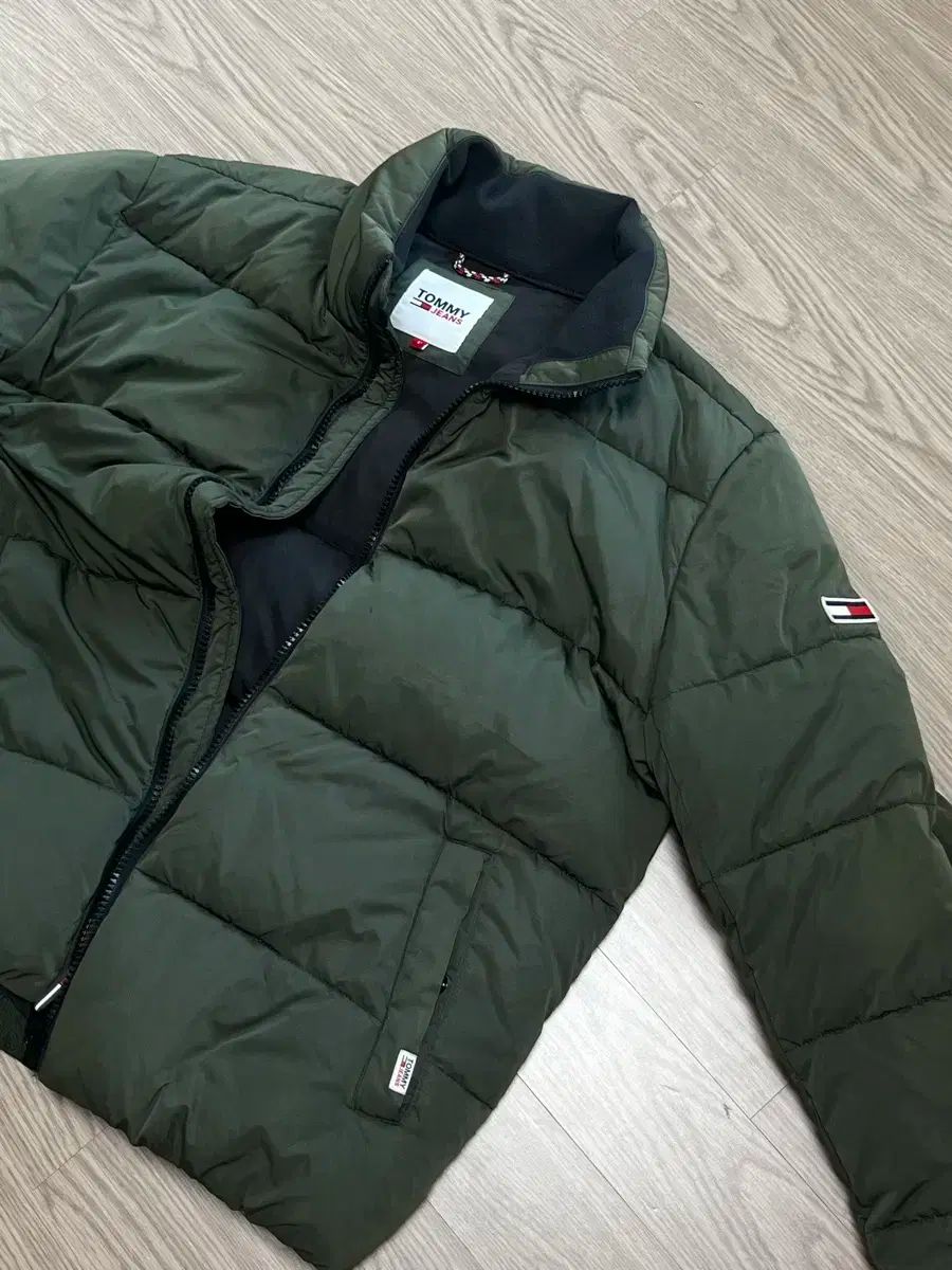 トミーヒルフィガー スクール ダウン